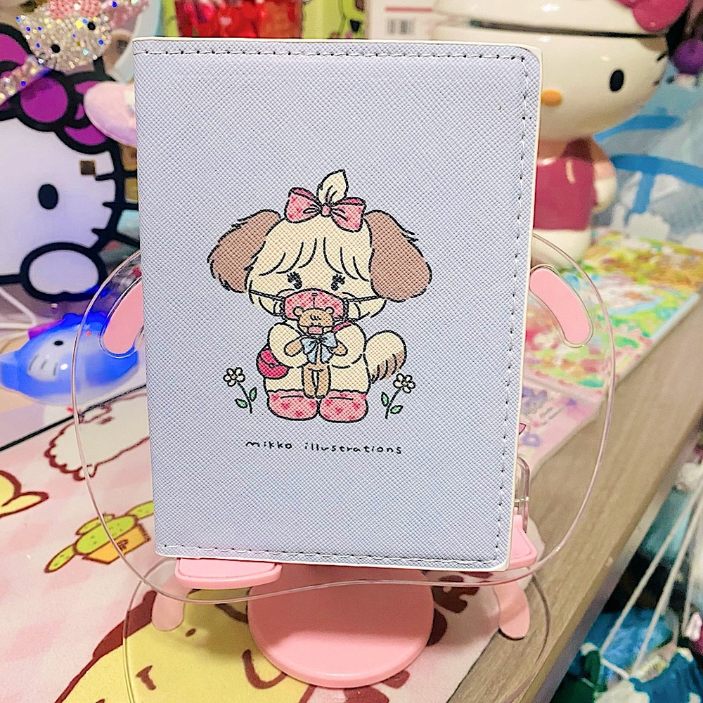Mikko Soufflé passport holder
